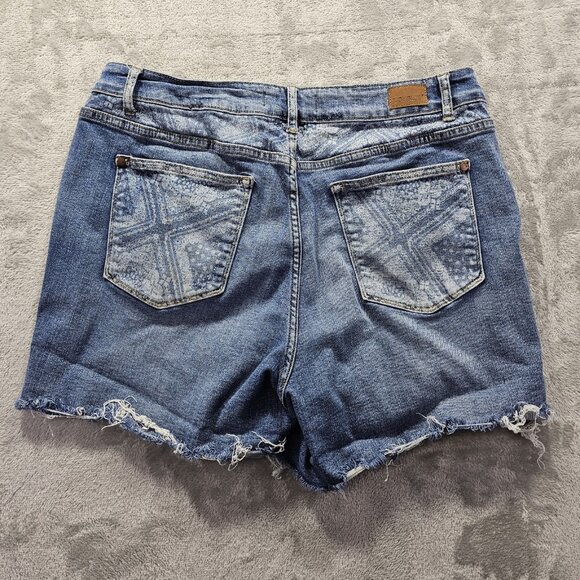 Judy Blue Jean Shorts Womens Size 3XL Medium Wash Bandana Print Cut Offs Stretch - Picture 1 of 10